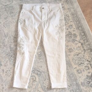 WHBM White Metallic Embroidered Skinny Jeans 8s